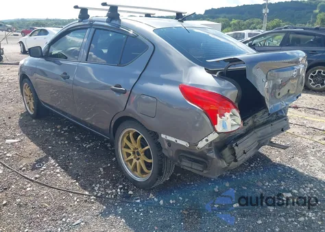 2017 Nissan Versa 1.6 S z USA, uszkodzony, nr VIN 3N1CN7AP6HL900180